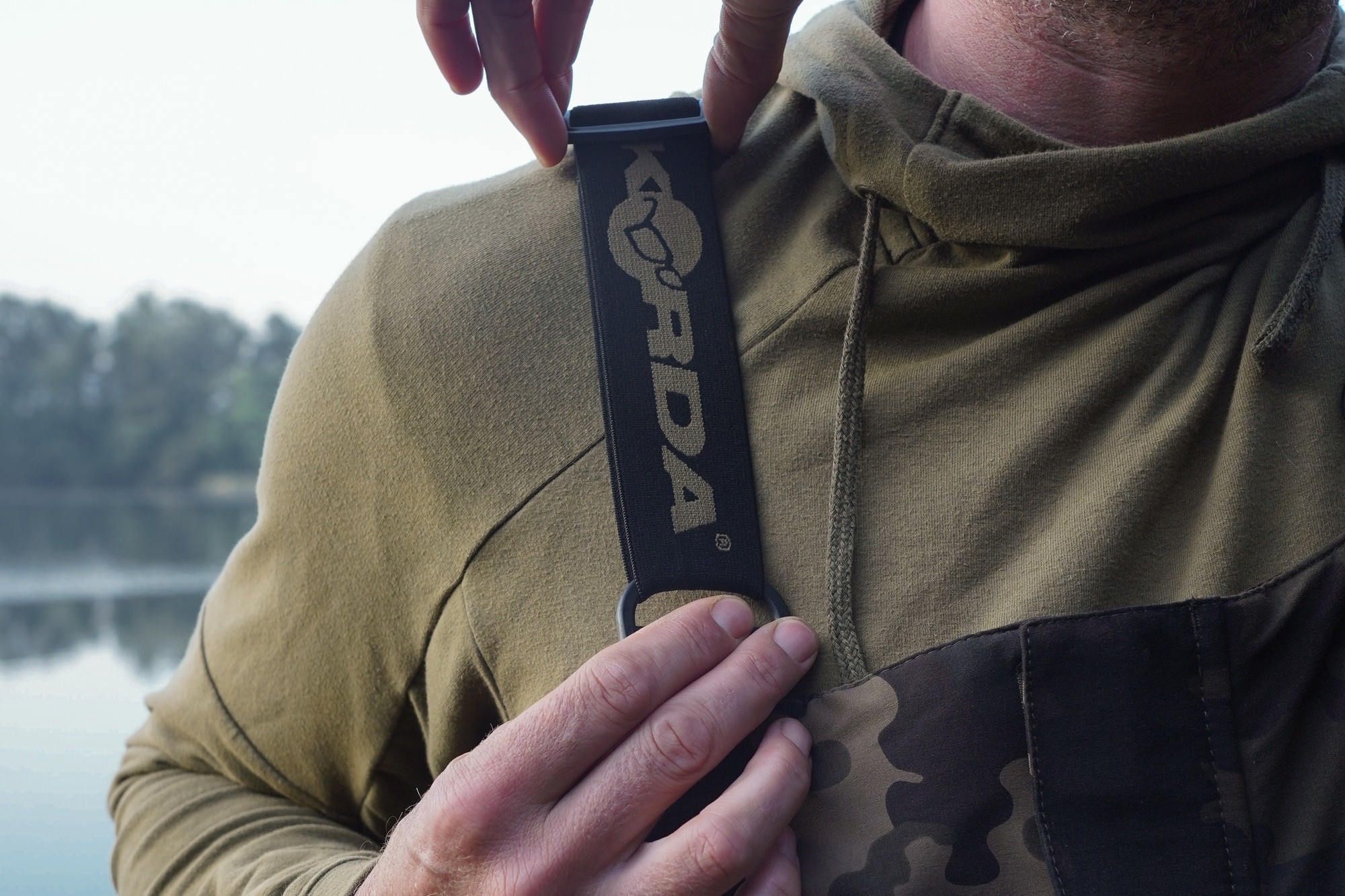 Korda Polar Latzhose Dark Kamo