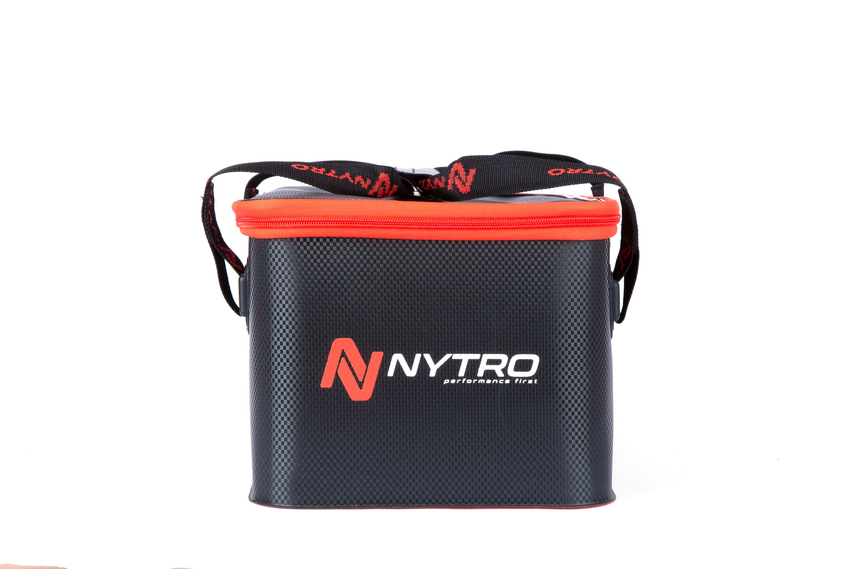 Nytro StarkX EVA 4228 EVA Tackle Case Groß