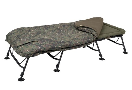 Trakker RLX 8 Wide Camo Bed System Stretcher (mit Schlafsack)