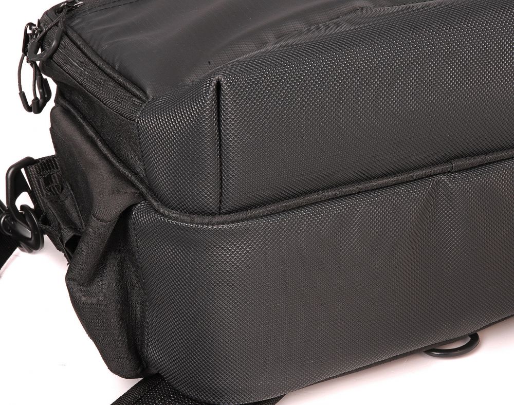 Spro Tackle Bag 30 x 23 x 17cm (incl. 4 boxen)